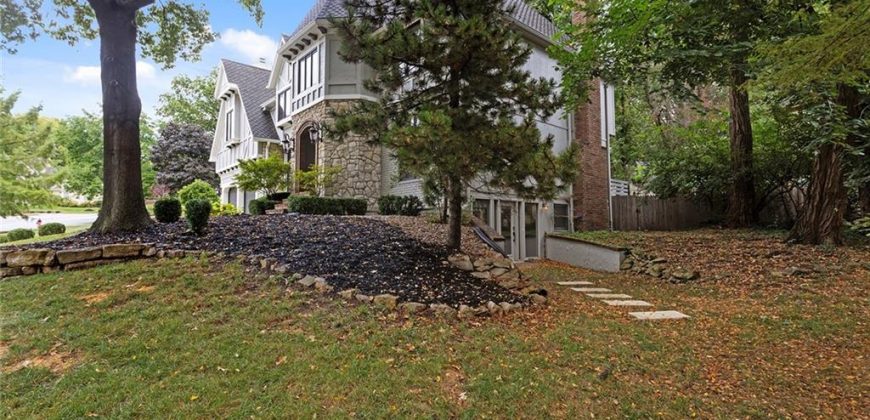 Homes for Sale in Kansas City, MO 64151 | 6113 N Mattox Road