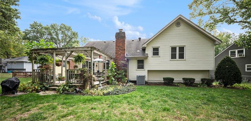 Homes for Sale in Kansas City, MO 64119 | 2704 NE 67th Place