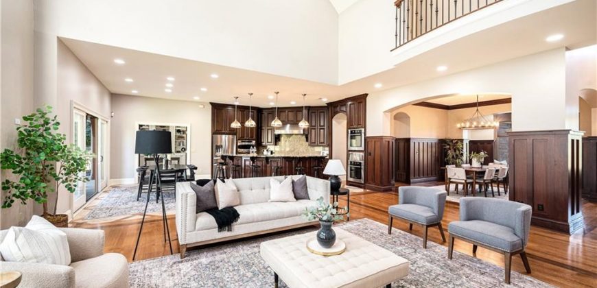 Homes for Sale in Parkville, MO 64152 | 6420 N National Drive