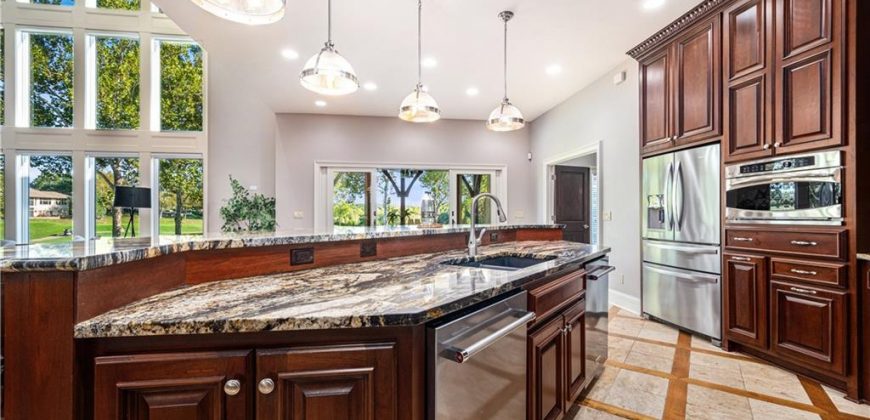 Homes for Sale in Parkville, MO 64152 | 6420 N National Drive