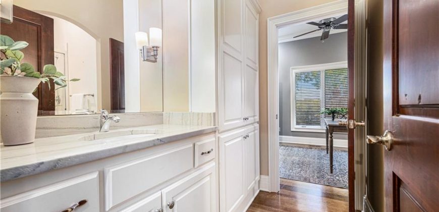 Homes for Sale in Parkville, MO 64152 | 6420 N National Drive