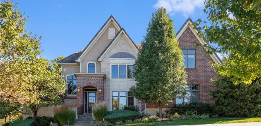 Homes for Sale in Parkville, MO 64152 | 6420 N National Drive