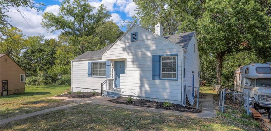 Homes for Sale in Kansas City, MO 64118 | 1124 NE Davidson Court