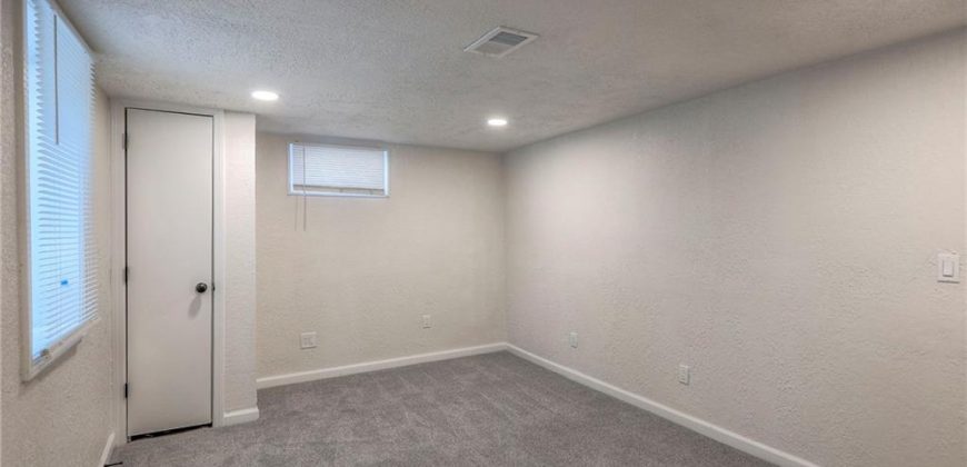 Homes for Sale in Kansas City, MO 64118 | 1124 NE Davidson Court