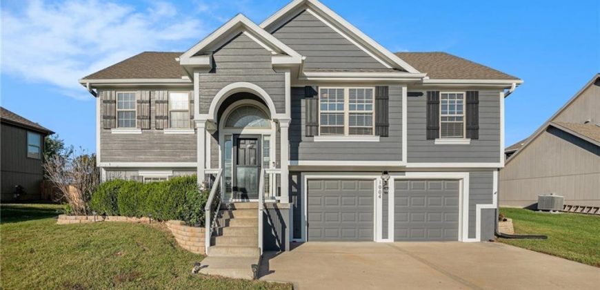 Homes for Sale in Kearney, MO 64060 | 1004 W 10th Avenue