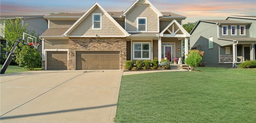 Homes for Sale in Kansas City, MO 64155 | 2224 NE 112th Street