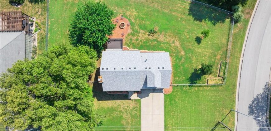 Homes for Sale in Kansas City, MO 64151 | 5521 N Mayview Avenue