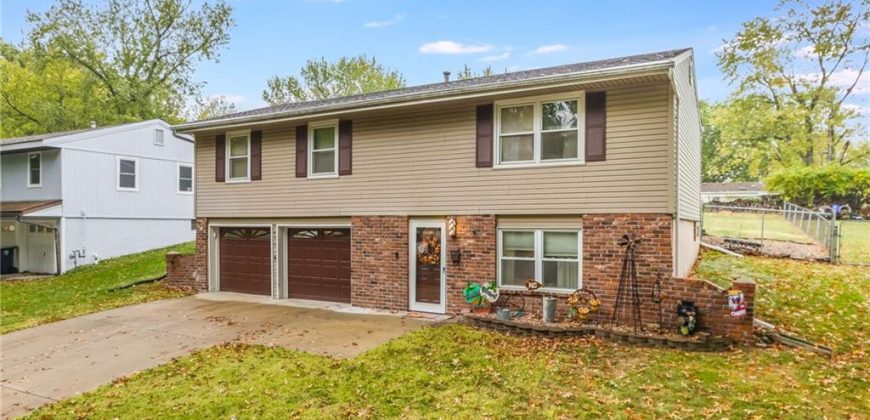 Homes for Sale in Kansas City, MO 64119 | 5632 N Potter Avenue