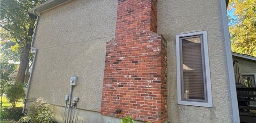 Homes for Sale in Gladstone, MO 64119 | 116  The Woodlands Drive