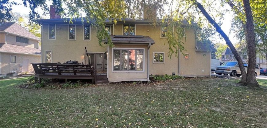 Homes for Sale in Gladstone, MO 64119 | 116  The Woodlands Drive