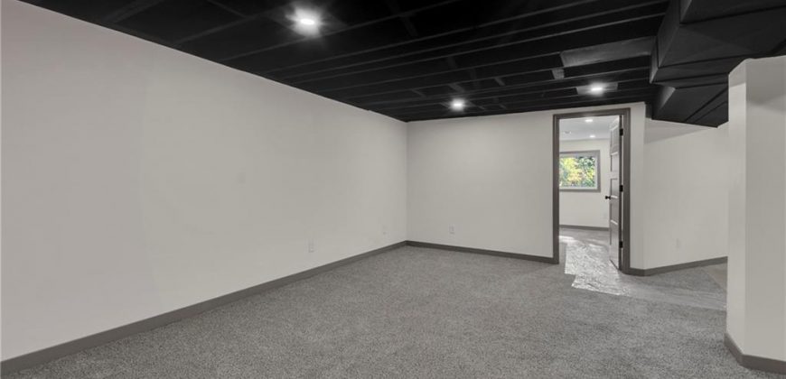 Homes for Sale in Pleasant Valley, MO 64068 | 6310  River Road