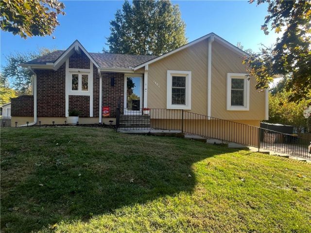 Homes for Sale in Kansas City, MO 64155 | 1401 NE 113th Street