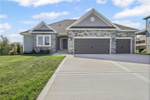 7009-NE-102nd-Court-mls-2532914-image-1