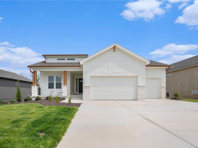 Homes for Sale in Platte City, MO 64079 | 12445  Empress Street