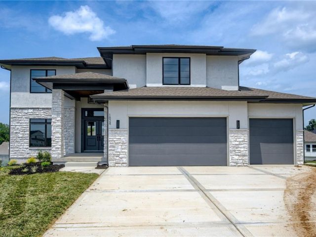 Homes for Sale in Liberty, MO 64068 | 1824  Arbor Trail