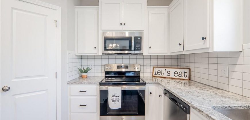 Homes for Sale in Kansas City, MO 64156 | 6000 NE 118th Street