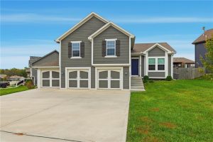 1043-E-14th-Street-mls-2562043-image-1