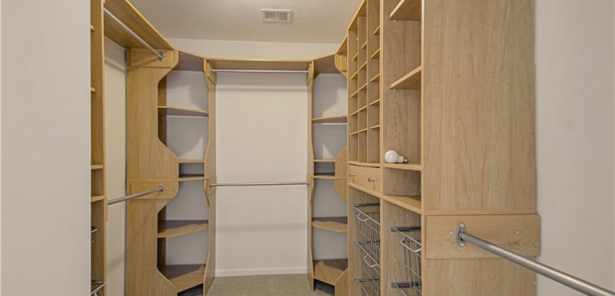 Homes for Sale in Liberty, MO 64068 | 1505  Glen Brook Lane