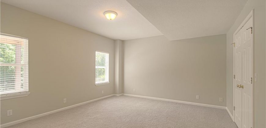 Homes for Sale in Liberty, MO 64068 | 1505  Glen Brook Lane