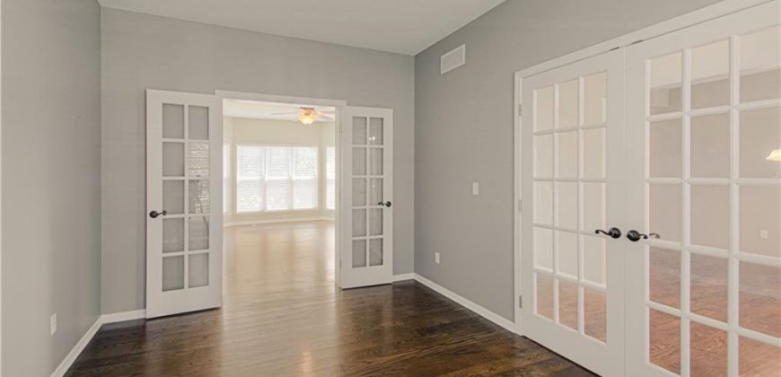 Homes for Sale in Liberty, MO 64068 | 1505  Glen Brook Lane