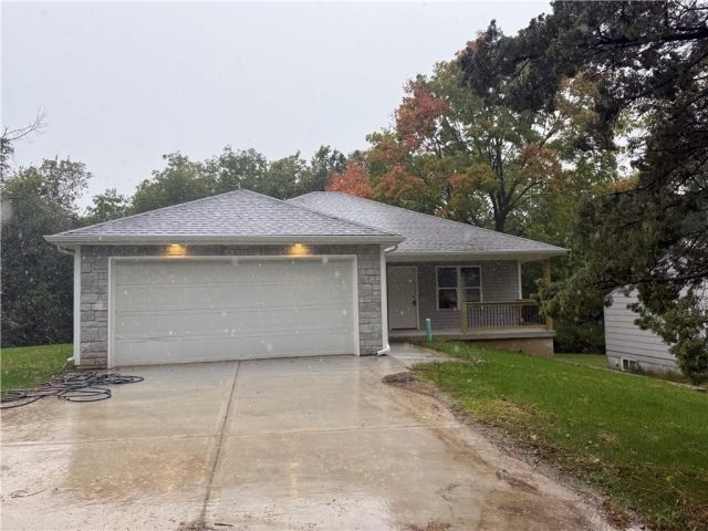 Homes for Sale in Kansas City, MO 64116 | 4328 NE Kelsey Road