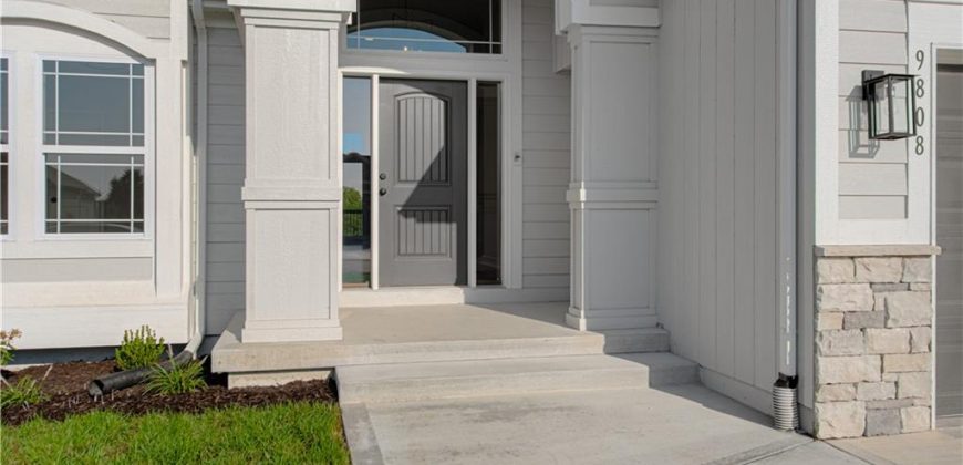 Homes for Sale in Kansas City, MO 64157 | 9808 N Laurel Avenue