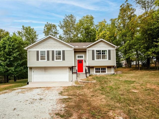 Homes for Sale in Holt, MO 64048 | 650  Cleveland Street