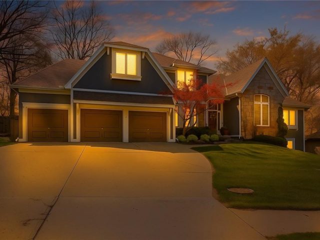 Homes for Sale in Kansas City, MO 64151 | 5323 NW 60th Street