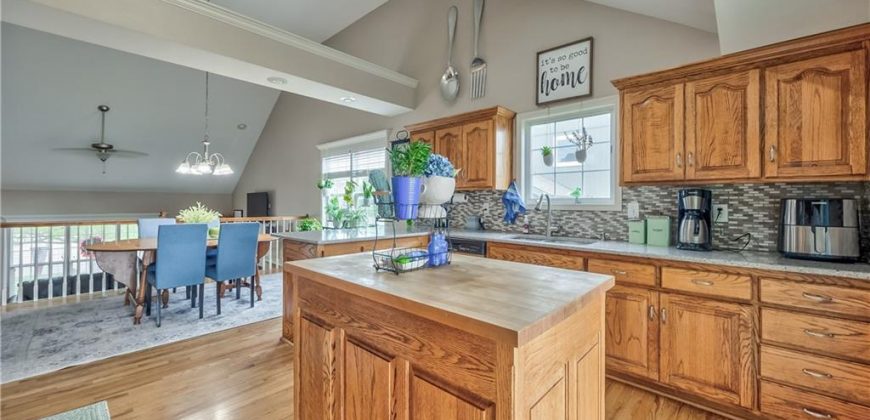 Homes for Sale in Kansas City, MO 64156 | 4605 NE 105th Street