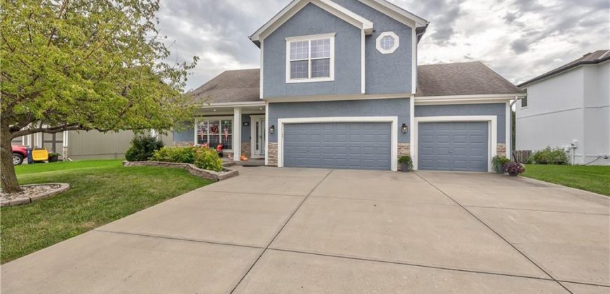 Homes for Sale in Kansas City, MO 64156 | 4605 NE 105th Street