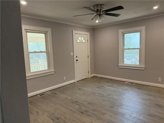 Homes for Sale in Kansas City, MO 64116 | 636 NE 37th Street