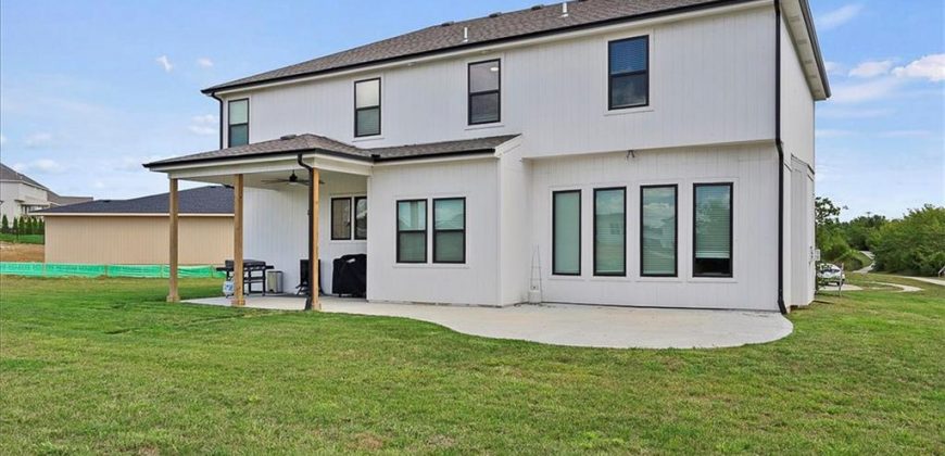 Homes for Sale in Kansas City, MO 64153 | 8320 NW 89th Terrace