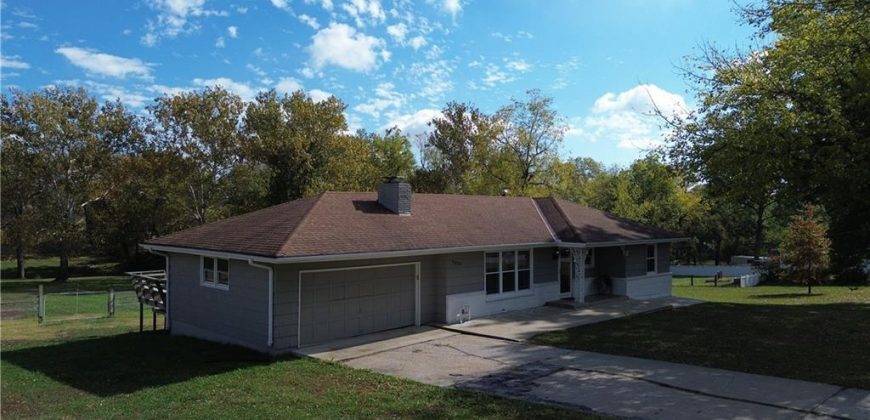 Homes for Sale in Pleasant Valley, MO 64068 | 7003 N Brookside Road