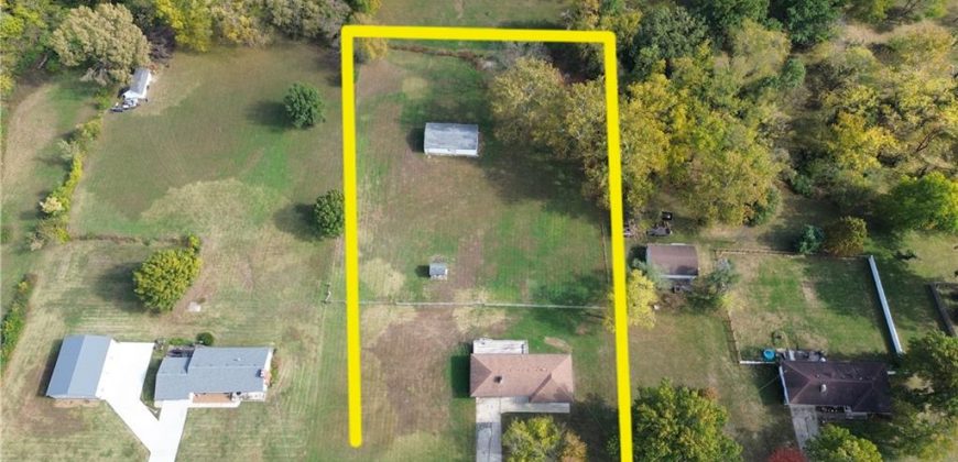 Homes for Sale in Pleasant Valley, MO 64068 | 7003 N Brookside Road