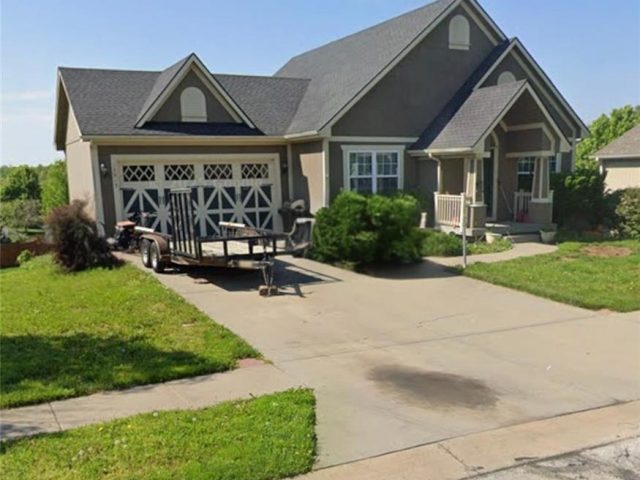 Homes for Sale in Weston, MO 64098 | 17913  Sunset Drive