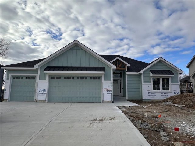 Homes for Sale in Kearney, MO 64060 | 2306  Larkspur Lane