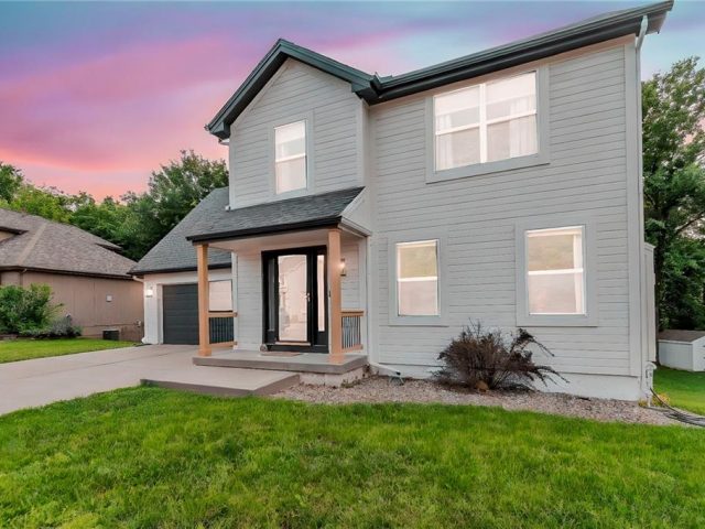 Homes for Sale in Kearney, MO 64060 | 1610  Renea Court