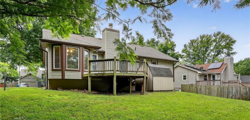 Homes for Sale in Liberty, MO 64068 | 1420  Andrea Drive