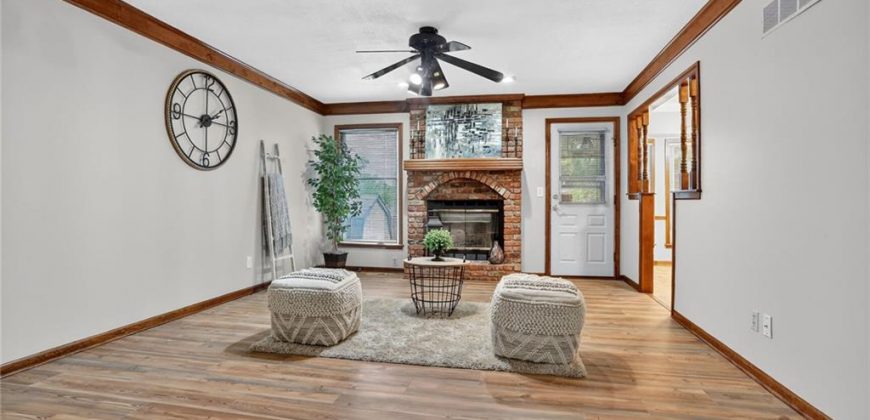 Homes for Sale in Liberty, MO 64068 | 1420  Andrea Drive