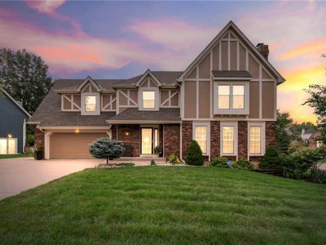 Homes for Sale in Kansas City, MO 64119 | 4301 NE 61st Court