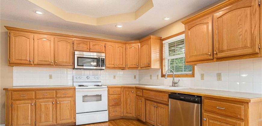 Homes for Sale in Kearney, MO 64060 | 1710  Clear Creek Drive