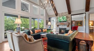 Homes for Sale in Parkville, MO 64152 | 6325  Edgewater Drive