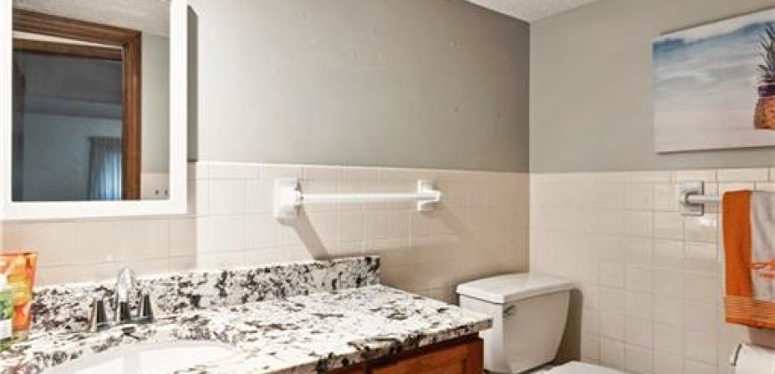 Homes for Sale in Gladstone, MO 64119 | 7046 N Askew Avenue