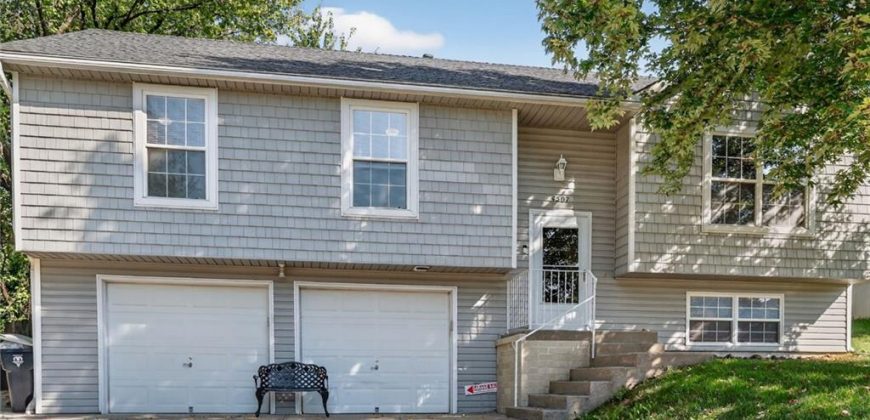 Homes for Sale in Kansas City, MO 64117 | 4507 N Fuller Avenue