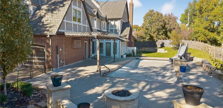 Homes for Sale in Liberty, MO 64068 | 317  CAMELOT Drive