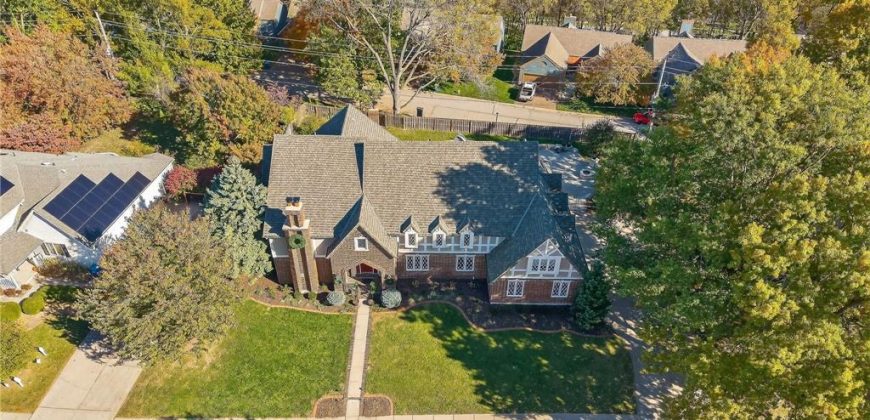 Homes for Sale in Liberty, MO 64068 | 317  CAMELOT Drive