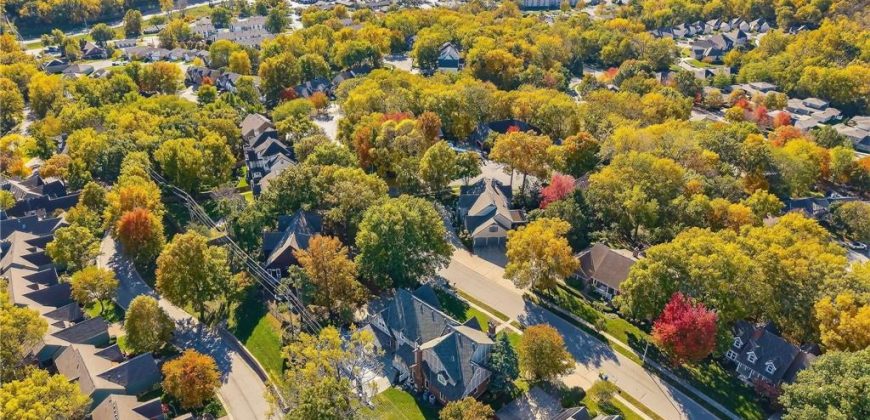 Homes for Sale in Liberty, MO 64068 | 317  CAMELOT Drive