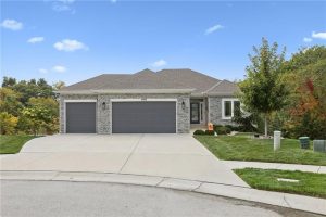 7400-NW-Chambers-Court-mls-2581488-image-1