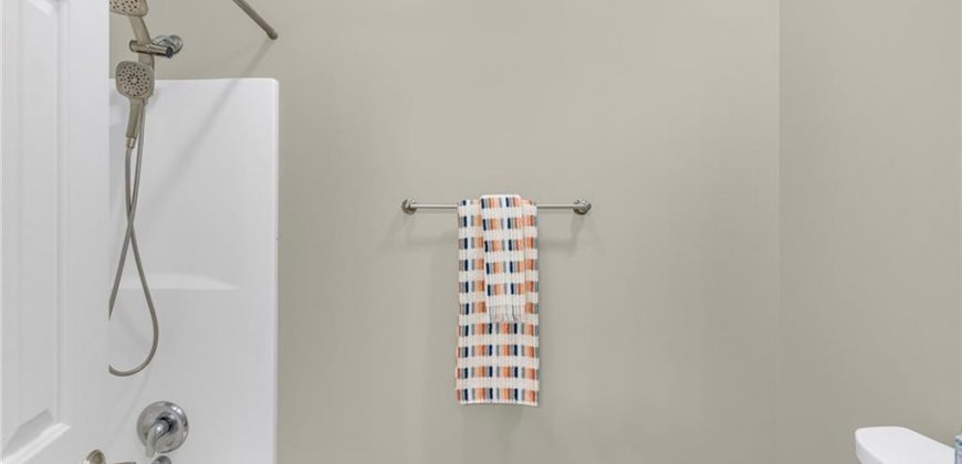 Homes for Sale in Kansas City, MO 64154 | 8509 N Robinhood Avenue