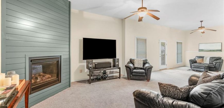 Homes for Sale in Kansas City, MO 64154 | 8509 N Robinhood Avenue